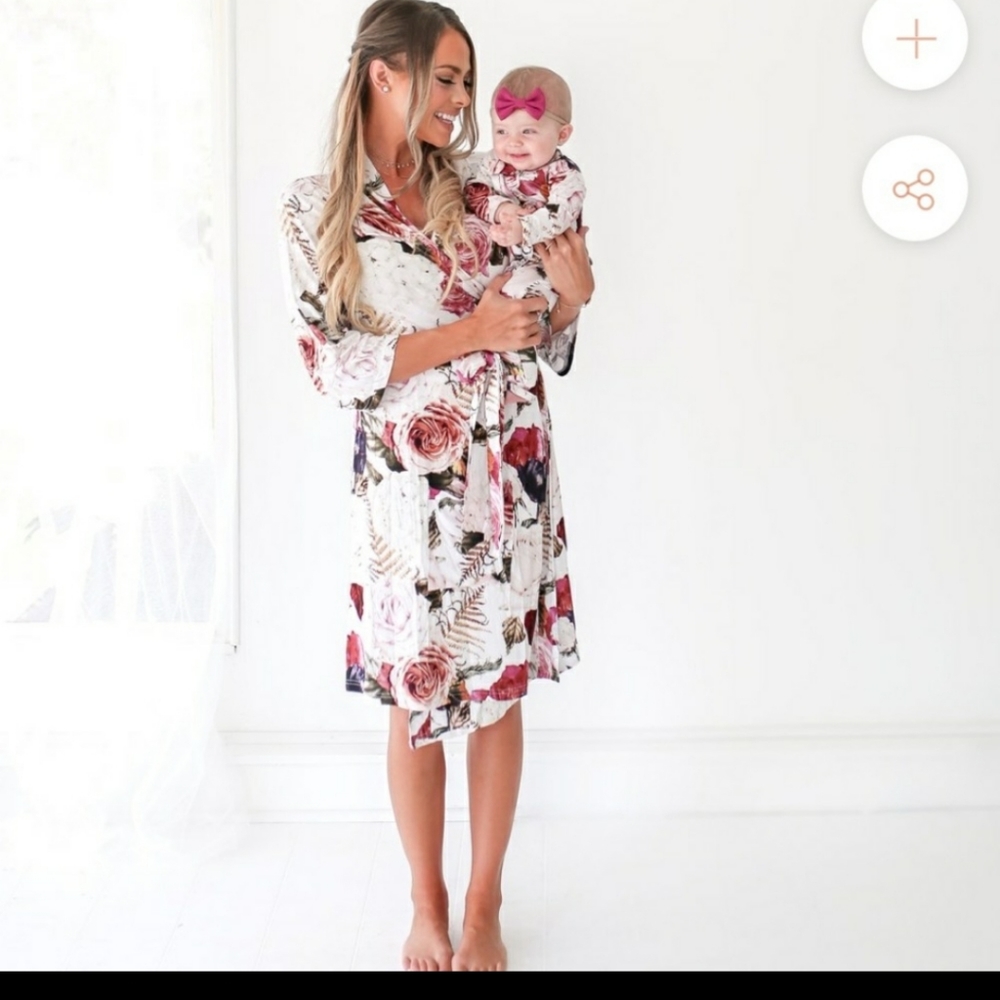 Posh peanut robe